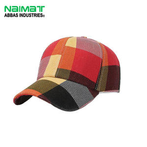 Gorra de Béisbol Personalizada de PVC con Diseño Dobby a Cuadros, Estilo Vintage, Ajustable, para Deportes al Aire Libre, Unisex, con Cadenas LED - Product Image 1