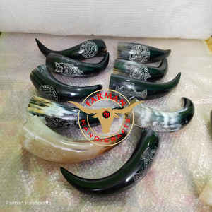 Corne à boire viking de luxe, grande, sculptée à la main, avec revêtement alimentaire sûr et anti-fuite, en corne de bœuf, à prix avantageux - Product Image 3