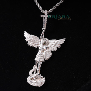 Colgante Unisex de Moissanita con Corte Brillante Redondo Estilo Hiphop del Arcángel Miguel, Chapado en Rodio/Plata 925 y Oro de 18K, Amuleto Religioso - Product Image 2