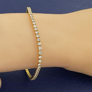 Bracelet tennis en diamant de laboratoire à sertissage panier à 4 griffes avec fermoir de sécurité double, taille brillant rond, bijoux - Product Image 5