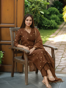 <b>Women</b> Brown Polka Dot <b>Kurta</b> Set Dupatta Traditional Rayon Quick Dry Knee-Length Regular Fit Casual Wear India Pakistan Style - Product Image 3