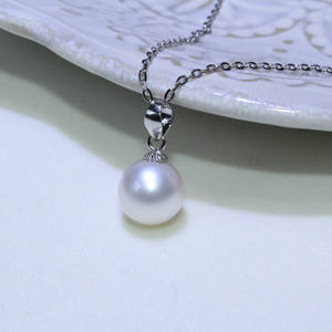 Adjustable 925 Silver Box Chain Women's Freshwater <b>Pearl</b> Necklace with Road Transport <b>Pendant</b> Clavicle Necklace - Product Image 3