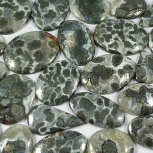 Cabochons en quartz marcasite naturelle, pierres précieuses en vrac, polies à la main, pour la lithothérapie, vente en gros - Product Image 1