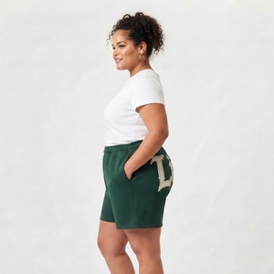Shorts amples en molleton 100 % coton French Terry brodés effet usé grande taille pour femme - Product Image 3