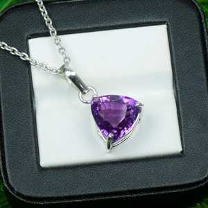 Colgante de Amatista Triangular Natural, Collar de Plata de Ley 925, Joyería de Piedras Preciosas, Colgante para Mujer, Regalo Hecho a Mano, Venta al por Mayor - Product Image 3