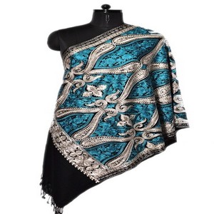 <b>Wool</b> Super Aari Embroidery Stole - Product Image 3