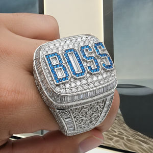 Bague Hip Hop de Luxe en Alliage Plaqué Or 18K avec Zircons Cubiques pour Hommes et Femmes, Bijou Tendance Bling, Logo Personnalisé Disponible - Product Image 2