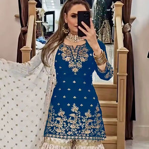 Ensemble de costume Sharara brodé ethnique pour femmes, grandes tailles disponibles, pour l'exportation - Product Image 1