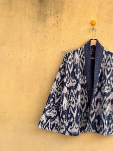 Veste en coton Kantha à imprimé géométrique pour femmes, col châle, manches longues, style automne, longueur normale, tissu tissé - Product Image 2