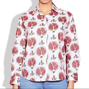 Camisa de verano con diseño floral para mujer, camisa cómoda de corte regular con botones - Product Image 1