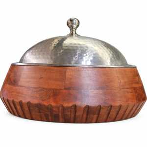 Casserole isotherme de qualité supérieure en noyer avec couvercle martelé pour service de dîner - Product Image 2