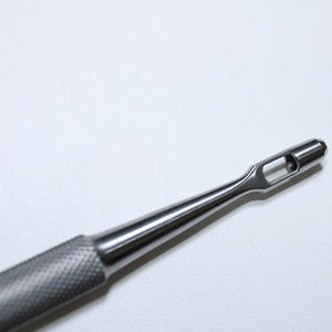 Instrumento Quirúrgico Ortopédico, Fresa Manual Hueca de 4 mm con Certificación CE para Extracción de Tornillos Óseos - Product Image 3