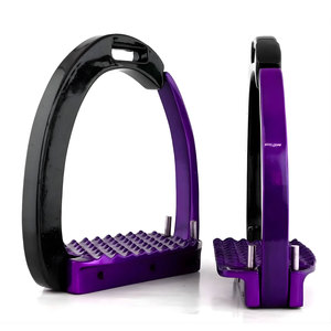 Étriers de sécurité en aluminium pour chevaux avec mécanisme de dégagement rapide, étriers d'équitation légers dotés de designs stables - Product Image 3
