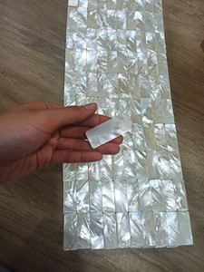 แผ่นโมเสคเปลือกหอยแกะสลักด้วยมือ งานฝีมือจากเวียดนาม ราคาขายส่งที่ดีที่สุด - Product Image 1