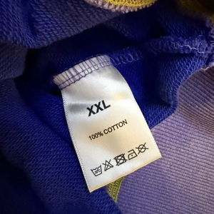 Sudadera con Capucha y Cremallera Valley Dreams, Estampado Azul y Morado, Estilo Casual Unisex, Corte Regular, Estilo Veraniego - Product Image 4