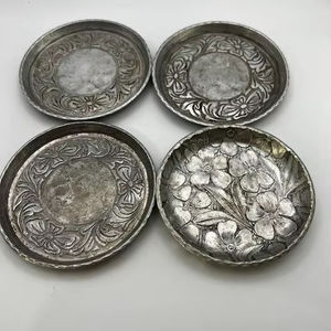 Juego de 4 Posavasos Redondos de Mármol Clásico Premium, Ecológicos, para Protección de Mesas de Cafetería y Diseño Interior de Cafés de Lujo - Product Image 1