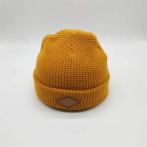 Gorros de punto holgados con logo personalizado al por mayor, gorros de esquí cálidos con diseño jacquard, gorros jacquard al por mayor - Product Image 3