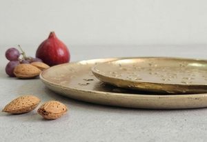Plateaux en métal ronds, décoration de mariage, plateau de service pour fruits en forme de feuille, pour la maison, l'hôtel, fabriqué à la main en aluminium - Product Image 6