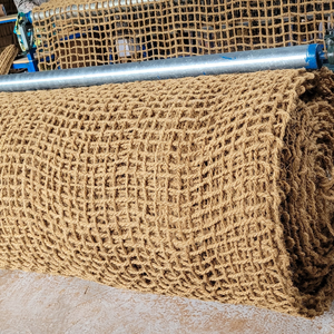 Maille en fibre de coco durable pour le contrôle de l'érosion des sols, l'aménagement paysager et la stabilisation des pentes - Vente en gros directe usine OEM - Product Image 3
