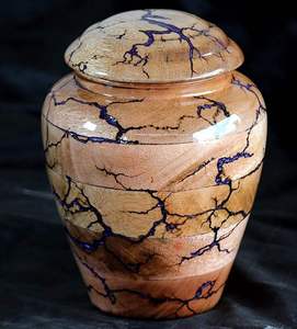 Urne funéraire en métal artisanale de haute qualité pour cendres humaines, élégante et classique, conteneur de crémation pour adulte, urne funéraire artisanale à prix avantageux - Product Image 4