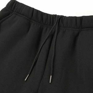 Survêtement athlétique au design sportif élégant et en tissu confortable pour les séances d'entraînement en salle et les activités quotidiennes - Product Image 5