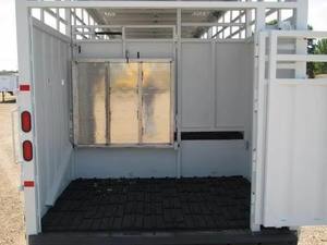 Camion tracteur diesel 6x4, tête motrice, véhicule logistique lourd, moteur haute puissance pour le transport de marchandises - Product Image 6