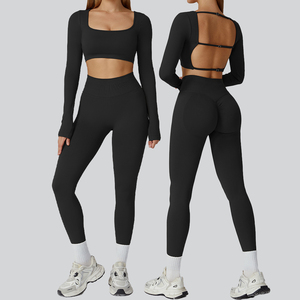 Conjunto Deportivo de 2 Piezas para Mujer, Color Morado, Top Corto de Manga Larga, Pantalones Cortos de Cintura Alta, Tejido de Punto Transpirable y Elástico - Product Image 5