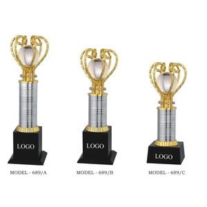 Exquisite Golden Themed Round Logo Brass Dial Luxurious Desk Accessory Timeless Elegant Office Decor Statement Piece - Product Image 2