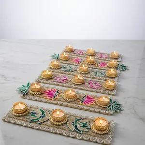 Support mural rond en tissu fait main pour bougies chauffe-plat avec motif floral brodé pour activités religieuses, Noël et Pâques - Product Image 6