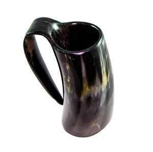 Véritable chope de corne à boire Viking Chope de bière médiévale unique avec base technique polie Chope de bière - Product Image 1