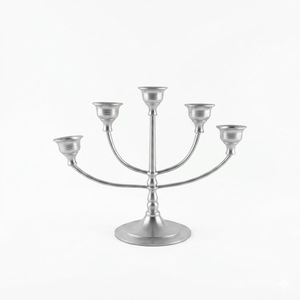 Elegant 5-Light Silver Metal <b>Candelabra</b> Wedding Centerpiece Detachable 5-Arm Aluminum Candle Holder Stand For Home Decoration - Product Image 1