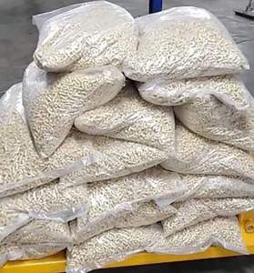 Granulés de bois certifiés ENplus A1 de qualité supérieure, briquettes en sacs de 1000 kg et 15 kg, naturels, certifiés DINplus - Product Image 6