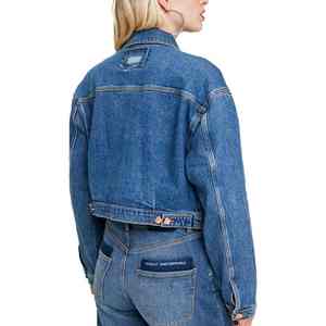 Chaqueta Casual de Mezclilla para Mujer, Lavado Claro, Detalle de Botones, Primavera Otoño, Prenda Exterior Versátil de Estilo Urbano - Product Image 3