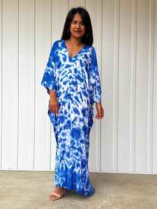 Robe longue kaftan teinte naturellement en indigo, tenue de plage, de soirée ou de cocktail, taille unique. - Product Image 4