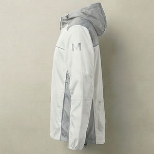 Chaqueta cortavientos ultraligera y plegable para hombre, chaqueta para correr, impermeable, portátil, para gimnasio, ropa deportiva, cortavientos deportivo ligero. - Product Image 4