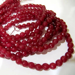 Cuentas de jade rubí facetadas redondas en forma de bola de 7-8 mm de tamaño, hebra de cuentas de 14-15 pulgadas de largo - Product Image 4