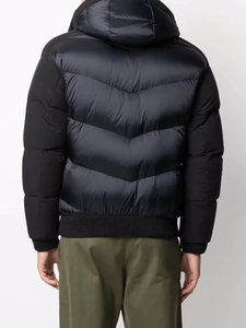 Chaqueta de Plumón Acolchada para Hombre, Diseño Personalizado OEM, Nueva Moda, Cierre con Botones a Presión y Cremallera, Abrigo Cálido - Product Image 5