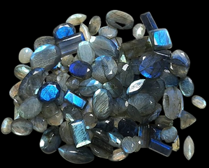 Piedra Suelta de Labradorita Facetada Natural para Joyería |   Labradorita de alto brillo tallada |   Iridisencia de Corte Múltiple |   Precio al por Mayor - Product Image 3