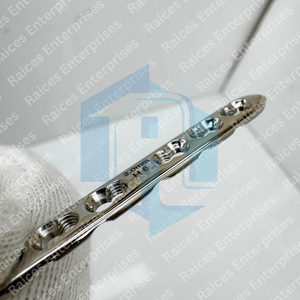 ORTHOCORE Placas de Compresión con Bloqueo de 2.4mm, LCP, Acero Inoxidable, Rectas, Implante Ortopédico Veterinario para Perros y Cabras - Product Image 3