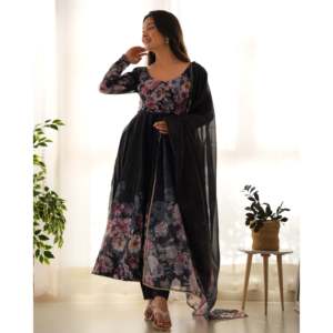 ชุดอานาร์กาลี รามา ไซส์ XS น้ำหนัก 900 กรัม โดย Aayna Clothing - Product Image 4