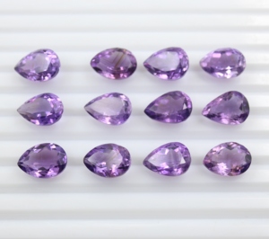 Lot en gros de cabochons en améthyste naturelle taille poire à facettes, véritable améthyste violette à facettes forme poire - Product Image 2