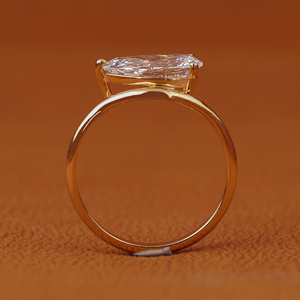 Anillo de Compromiso con Diamante Cultivado en Laboratorio, Corte Pera, Oro Sólido de 14K, Anillo de Boda Solitario para Mujer, Certificado IGI - Product Image 5