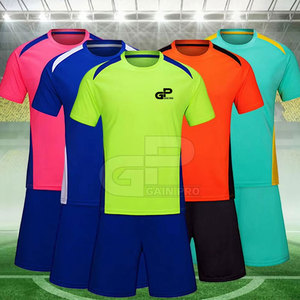 Conjunto de Uniforme de Fútbol para Jóvenes, Ligero y Transpirable, Camiseta y Pantalones Cortos, Ideal para Entrenamientos Juveniles y Partidos de Fin de Semana - Product Image 2