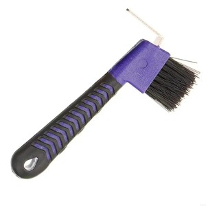 Juego de limpiadores de pezuñas metálicos para caballos, 4 herramientas de cepillado con área de agarre para eliminar la suciedad de las ranuras de las pezuñas en el cuidado de la establos. - Product Image 3