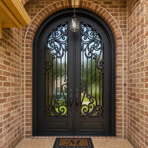 Porte d'entrée en fer forgé sur mesure avec un design décoratif élégant, une construction en acier durable et une finition haut de gamme pour une entrée de maison de luxe - Product Image 2