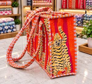 Sac fourre-tout matelassé bohème rouge orangé, imprimé tigre, en toile de coton, sac à main à bandoulière - Product Image 3
