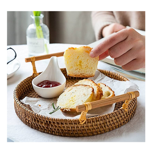 Bandeja de Servir de Ratán Tejida a Mano Ecológica con Asas de Madera, Diseño Rústico, Decoración para el Hogar y la Cocina, Organizador para Té, Café y Aperitivos - Product Image 2