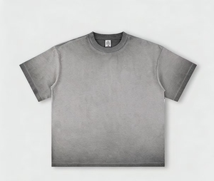 เสื้อยืดคอกลมแขนสั้นสีดำสำหรับผู้ชาย ทรงปกติ ระบายอากาศได้ดี ผลิตจากผ้าโพลีเอสเตอร์ถัก สวมใส่สบาย สีพื้นเรียบง่าย เสื้อผู้ชายสไตล์วินเทจ รุ่น 250 - Product Image 2