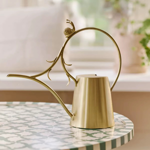 Regadera de metal resistente con diseño a prueba de fugas y mango fuerte para tareas diarias de jardinería y cuidado de plantas - Product Image 1