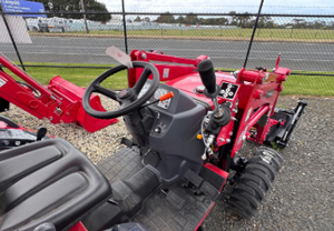 รถแทรกเตอร์มาฮินดรา แม็กซ์ 28เอ เอชเอสที ปี 2025 พร้อมหัวตัก 4in1 และเครื่องตัดหญ้าขนาด 1200 มม. - Product Image 2